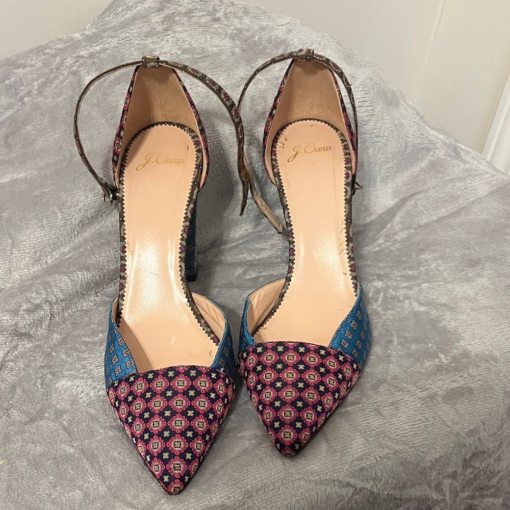 J. Crew The Sharp Blue Floral Jacquard Pump Size 9.5